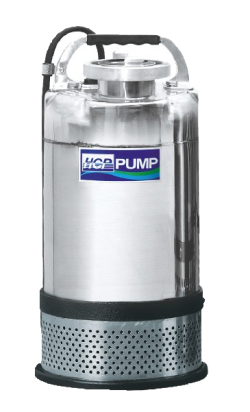 Voor bouw / water met klei, zand en stenen